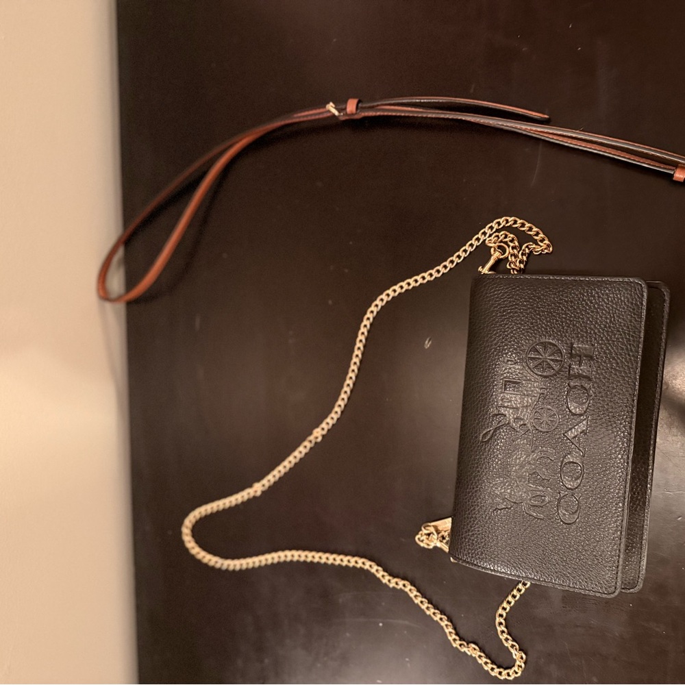 Coach Black Leather Bag with Gold Chain - Picture 4 of 4